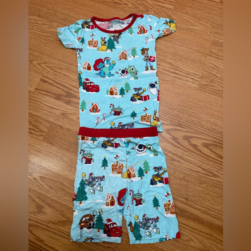 Little Sleepies Disney Pixar Christmas Pajama Set Kids Size 5/6